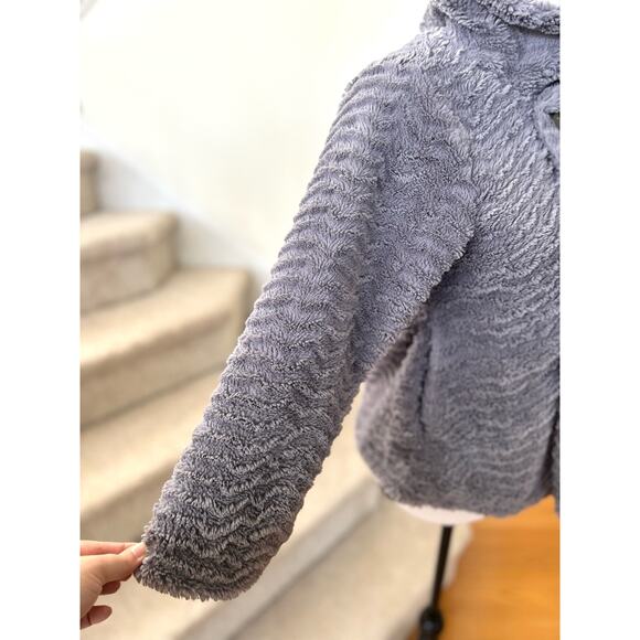 Patagonia GIRL Grey Pelage Fleece Button Up Jacket - Picture 2 of 10